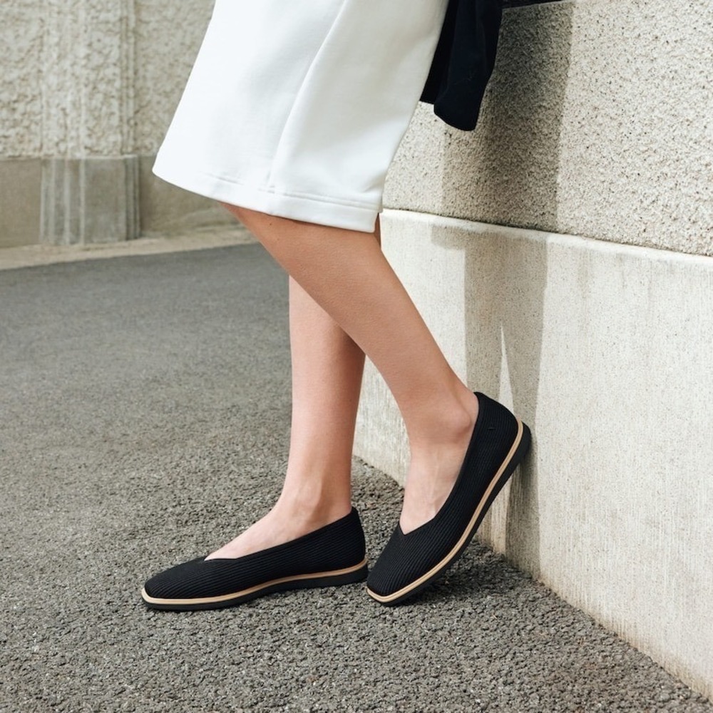 VIVAIA Mabel Square Toe Flats Black Water Repellent EU/40.5 US/9-9.5 New in Box‎